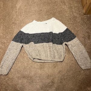 Beautiful used Streetwear Society sweater.